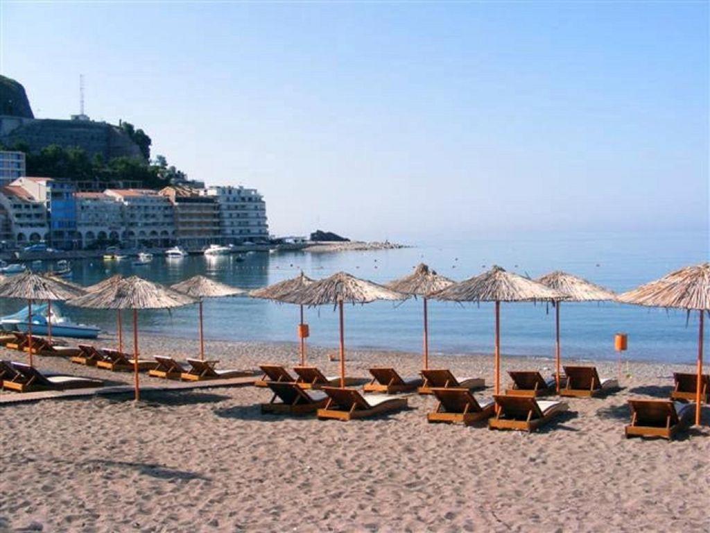Apartment With Sea View Rafajlovići Exterior foto